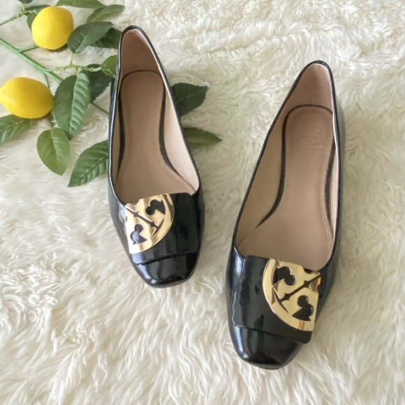 Tory Burch Shoes - ory Burch Black Square Toe Gold Logo Patent Sz 8